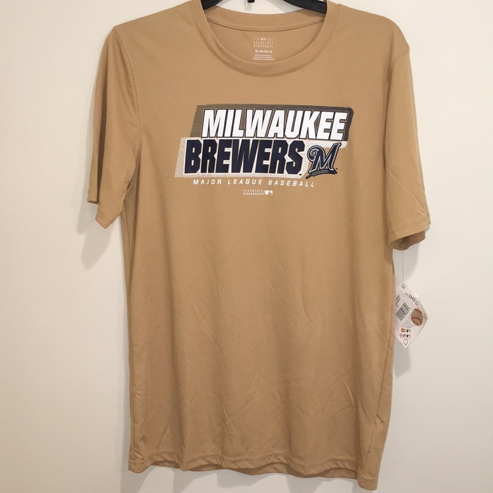 Milwaukee Brewers Poly Quick Dry Tee NWT Youth XL